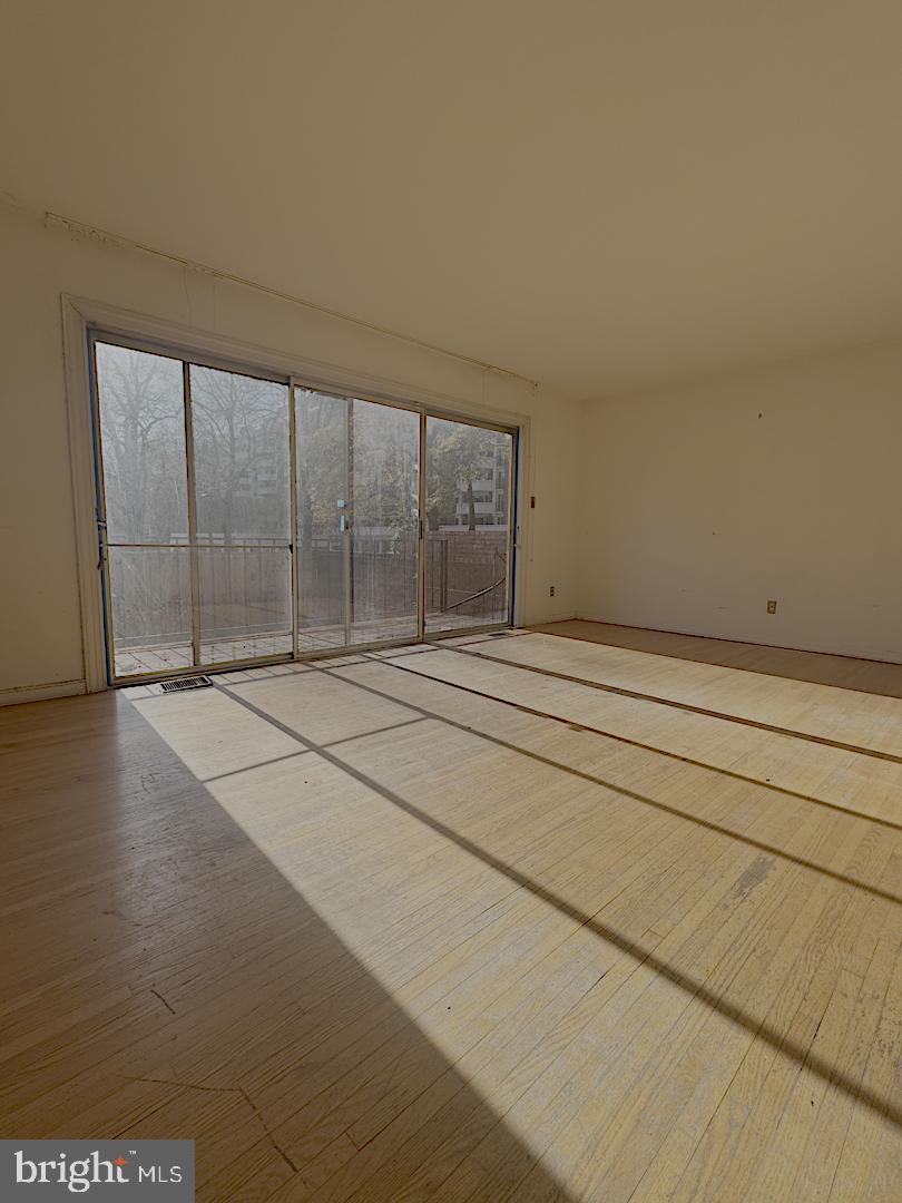 626 G ST SW, WASHINGTON, District Of Columbia 20024, 5 Bedrooms Bedrooms, 15 Rooms Rooms,3 BathroomsBathrooms,Residential,For sale,626 G ST SW,DCDC2243992 MLS # DCDC2243992 626 G ST SW, WASHINGTON, District Of Columbia 20024, 5 Bedrooms Bedrooms, 15 Rooms Rooms,3 BathroomsBathrooms,Residential,For sale,626 G ST SW,DCDC2243992 MLS # DCDC2243992