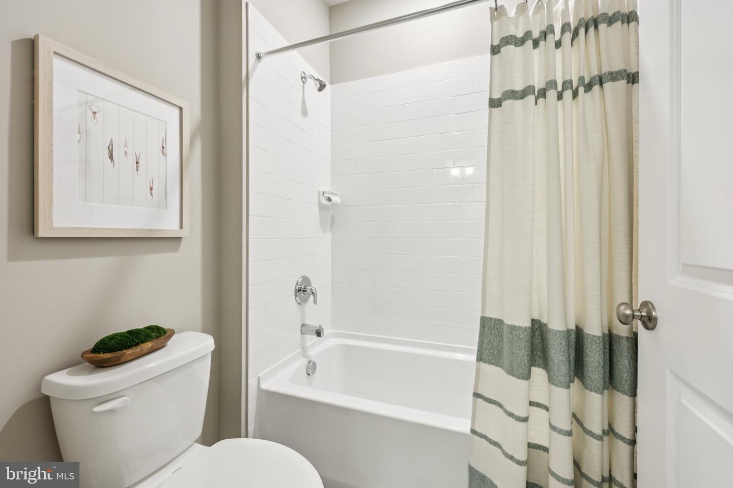 11810 WALES DR, FREDERICKSBURG, Virginia 22407, 5 Bedrooms Bedrooms, ,5 BathroomsBathrooms,Residential,For sale,11810 WALES DR,VASP2038986 MLS # VASP2038986