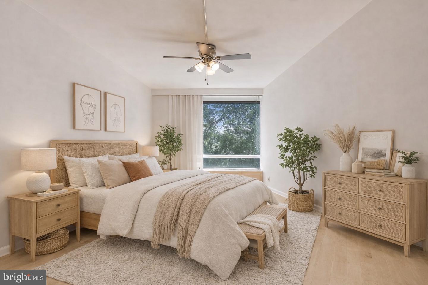 1435 4TH ST SW #B609, WASHINGTON, District Of Columbia 20024, 1 Bedroom Bedrooms, 2 Rooms Rooms,1 BathroomBathrooms,Residential,For sale,1435 4TH ST SW #B609,DCDC2244014 MLS # DCDC2244014