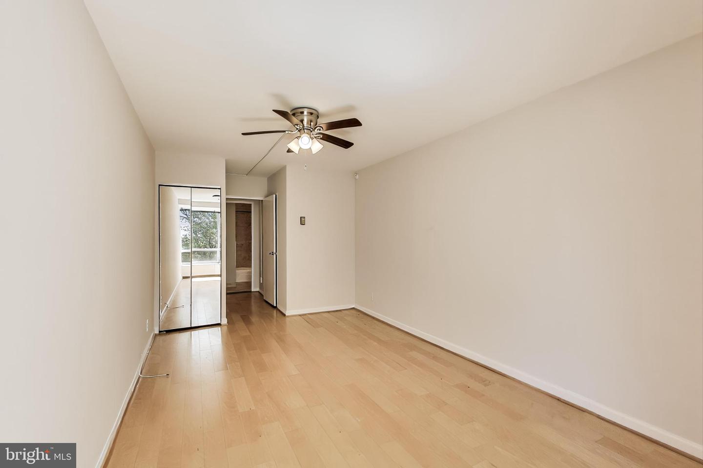 1435 4TH ST SW #B609, WASHINGTON, District Of Columbia 20024, 1 Bedroom Bedrooms, 2 Rooms Rooms,1 BathroomBathrooms,Residential,For sale,1435 4TH ST SW #B609,DCDC2244014 MLS # DCDC2244014