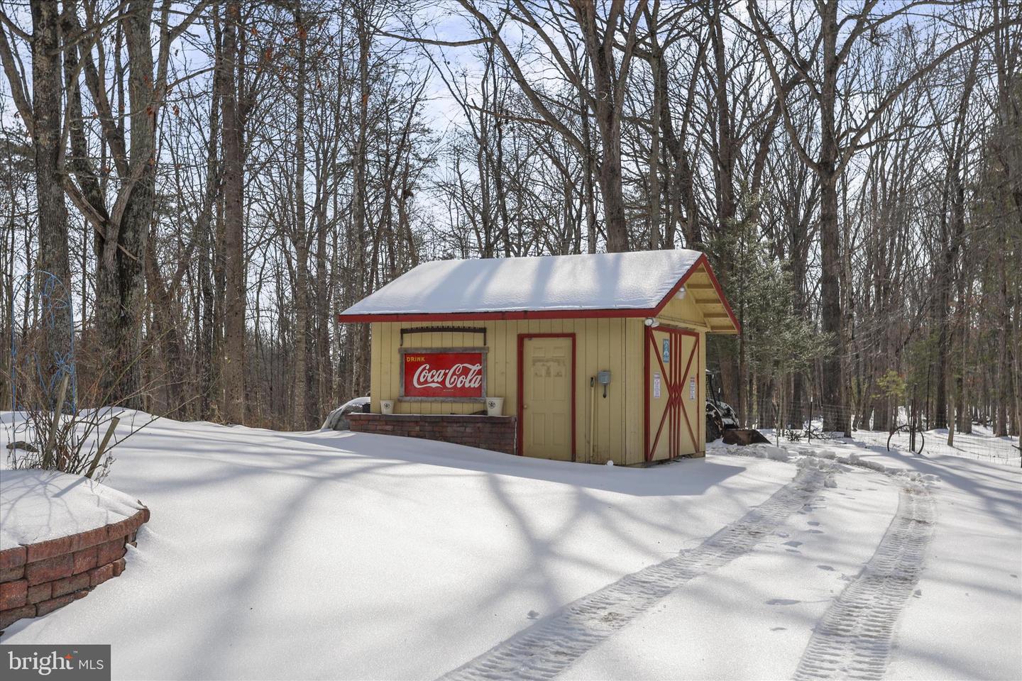 444 CASTLETON FORD RD, CASTLETON, Virginia 22716, 3 Bedrooms Bedrooms, ,3 BathroomsBathrooms,Residential,For sale,444 CASTLETON FORD RD,VACU2012570 MLS # VACU2012570