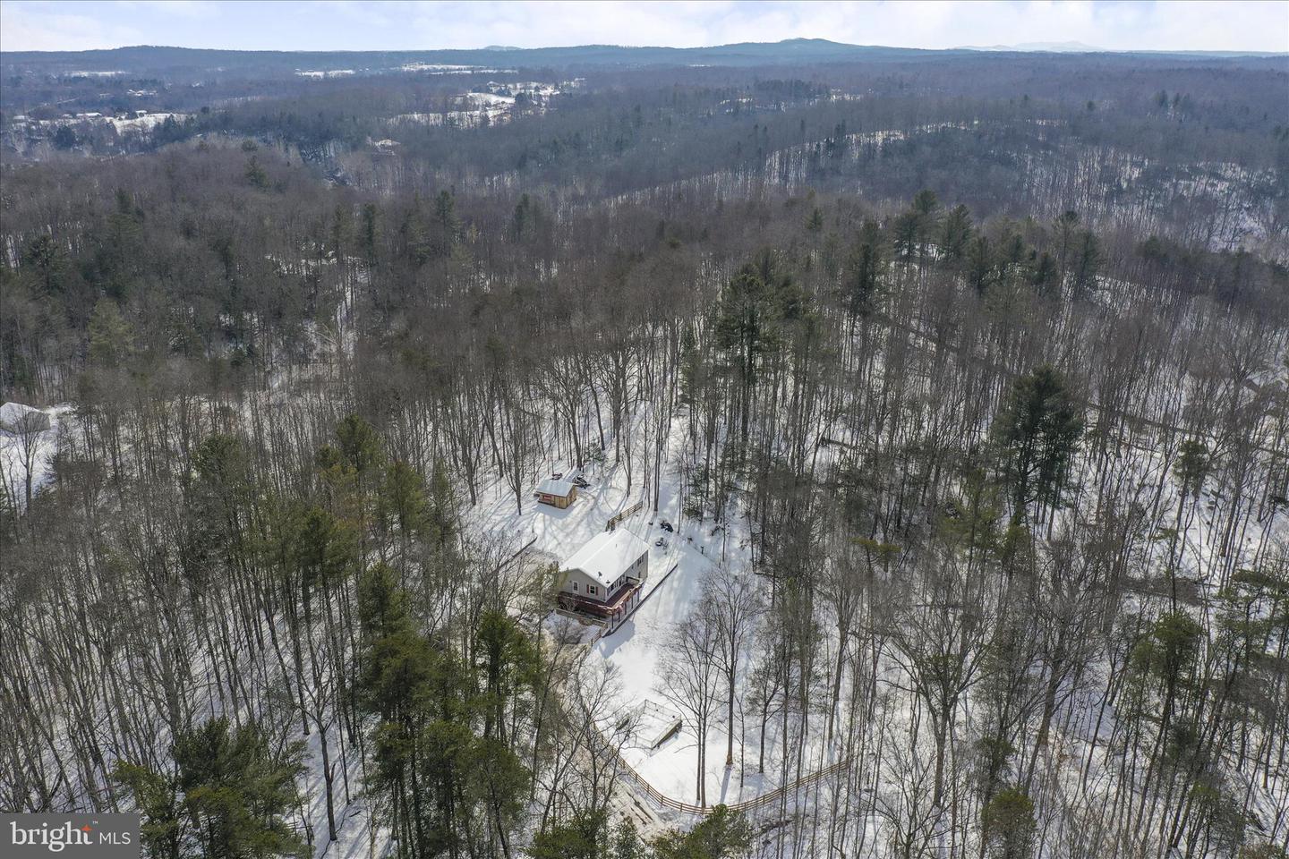 444 CASTLETON FORD RD, CASTLETON, Virginia 22716, 3 Bedrooms Bedrooms, ,3 BathroomsBathrooms,Residential,For sale,444 CASTLETON FORD RD,VACU2012570 MLS # VACU2012570