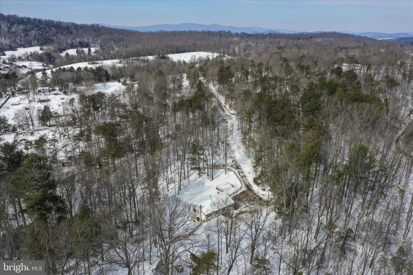 444 CASTLETON FORD RD, CASTLETON, Virginia 22716, 3 Bedrooms Bedrooms, ,3 BathroomsBathrooms,Residential,For sale,444 CASTLETON FORD RD,VACU2012570 MLS # VACU2012570