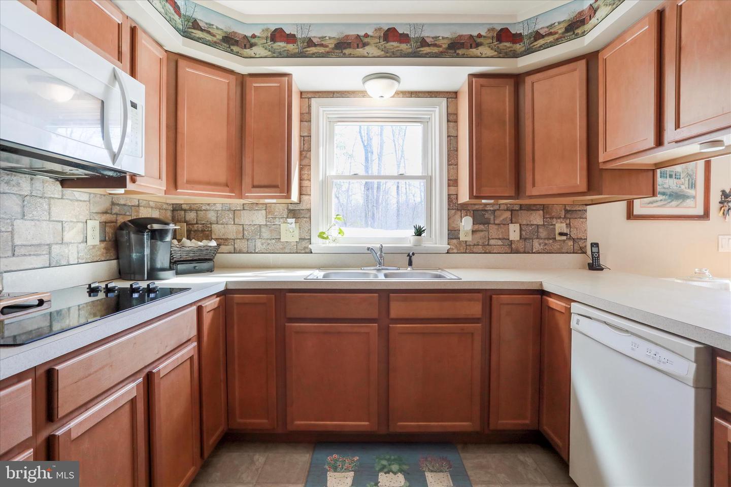 444 CASTLETON FORD RD, CASTLETON, Virginia 22716, 3 Bedrooms Bedrooms, ,3 BathroomsBathrooms,Residential,For sale,444 CASTLETON FORD RD,VACU2012570 MLS # VACU2012570