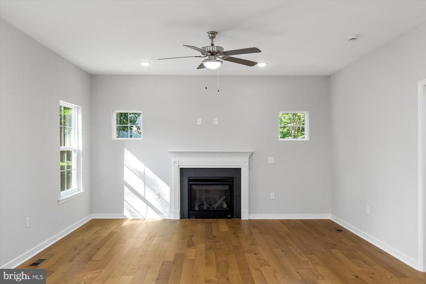 327 YORKTOWN BLVD, LOCUST GROVE, Virginia 22508, 5 Bedrooms Bedrooms, ,2 BathroomsBathrooms,Residential,For sale,327 YORKTOWN BLVD,VAOR2013222 MLS # VAOR2013222