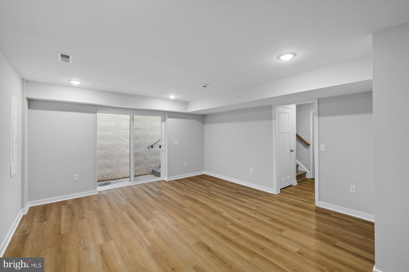 327 YORKTOWN BLVD, LOCUST GROVE, Virginia 22508, 5 Bedrooms Bedrooms, ,2 BathroomsBathrooms,Residential,For sale,327 YORKTOWN BLVD,VAOR2013222 MLS # VAOR2013222