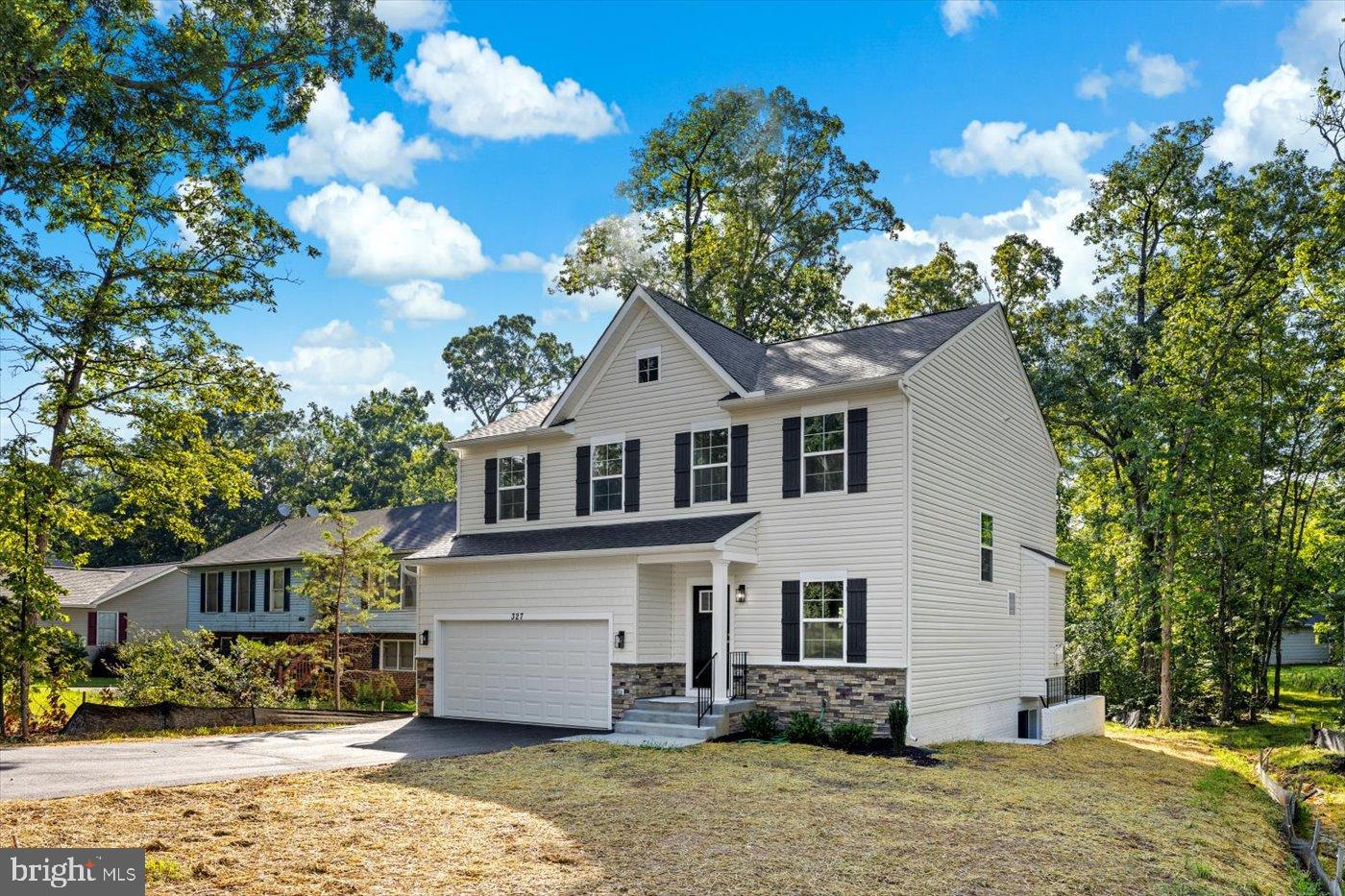 327 YORKTOWN BLVD, LOCUST GROVE, Virginia 22508, 5 Bedrooms Bedrooms, ,2 BathroomsBathrooms,Residential,For sale,327 YORKTOWN BLVD,VAOR2013222 MLS # VAOR2013222