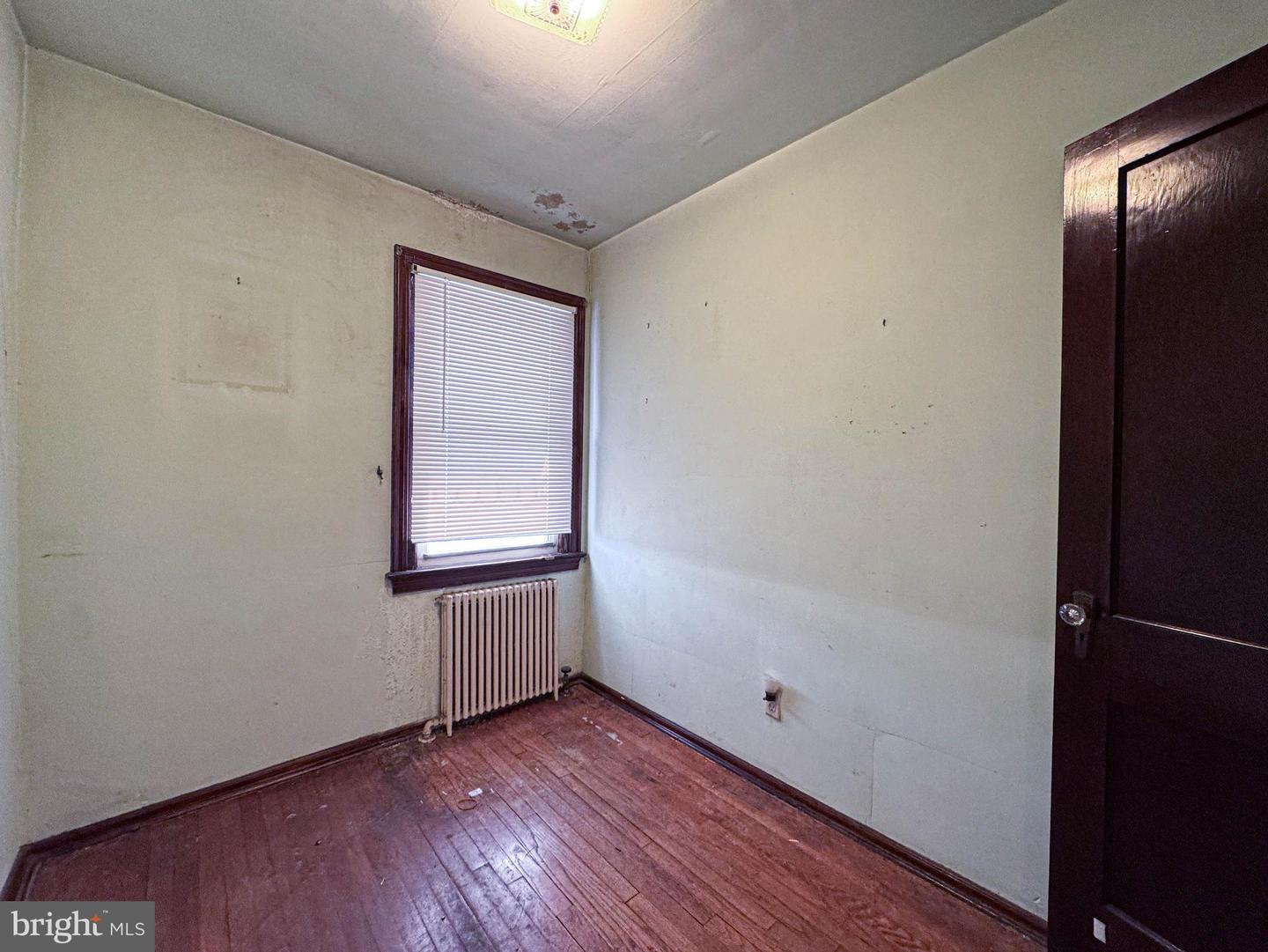 537 25TH PL NE, WASHINGTON, District Of Columbia 20002, 3 Bedrooms Bedrooms, ,1 BathroomBathrooms,Residential,For sale,537 25TH PL NE,DCDC2244052 MLS # DCDC2244052