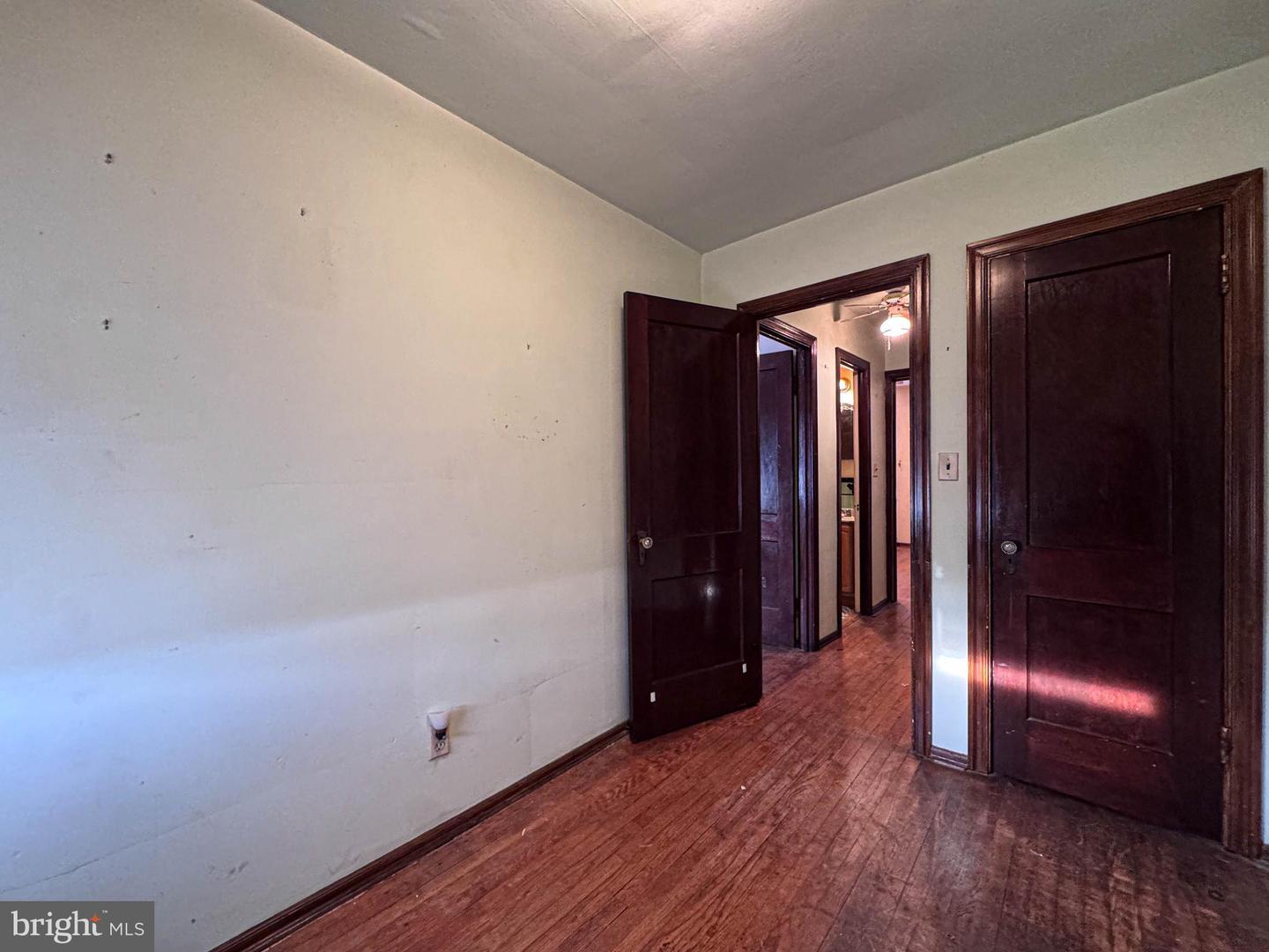 537 25TH PL NE, WASHINGTON, District Of Columbia 20002, 3 Bedrooms Bedrooms, ,1 BathroomBathrooms,Residential,For sale,537 25TH PL NE,DCDC2244052 MLS # DCDC2244052