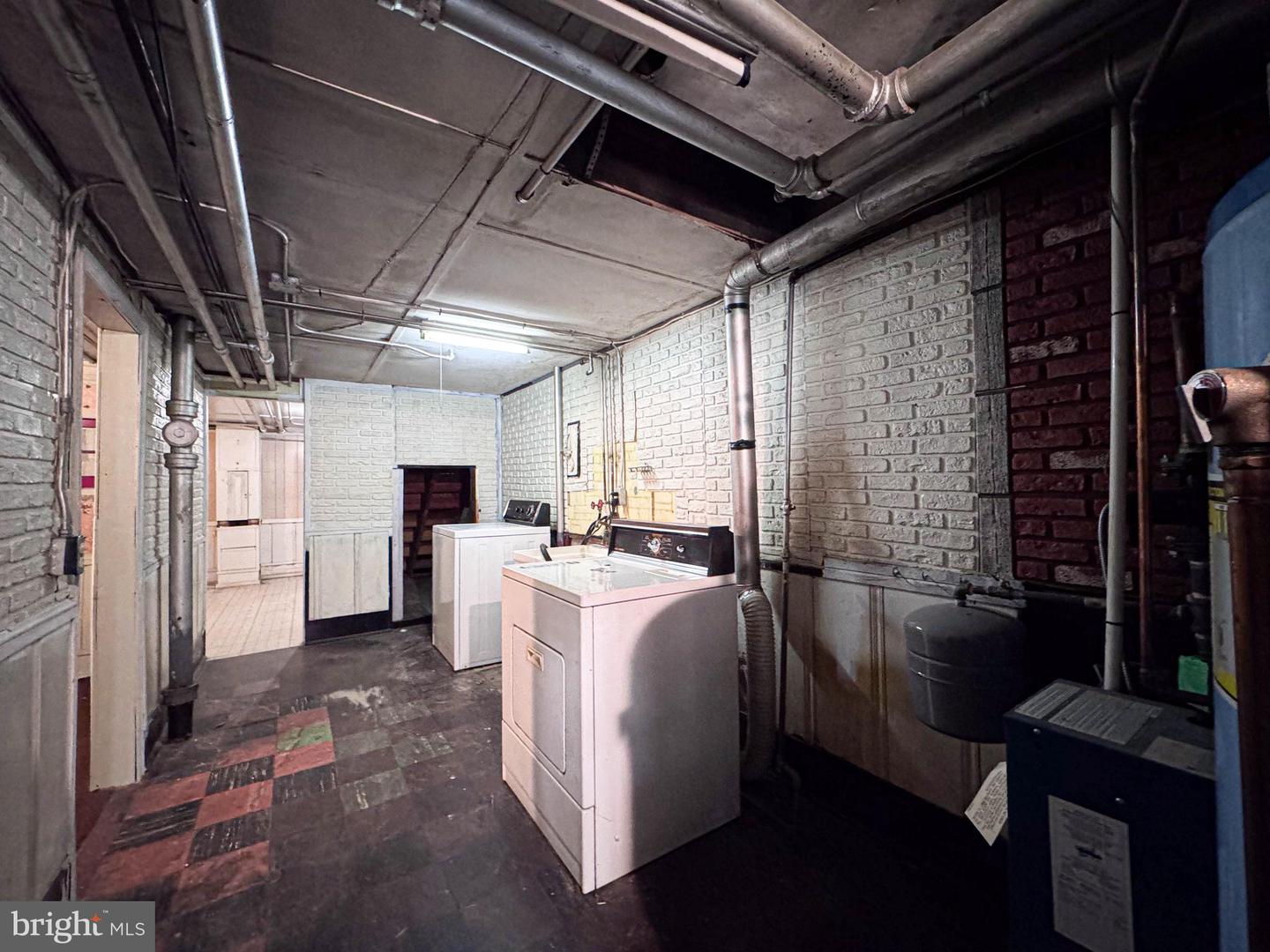 537 25TH PL NE, WASHINGTON, District Of Columbia 20002, 3 Bedrooms Bedrooms, ,1 BathroomBathrooms,Residential,For sale,537 25TH PL NE,DCDC2244052 MLS # DCDC2244052