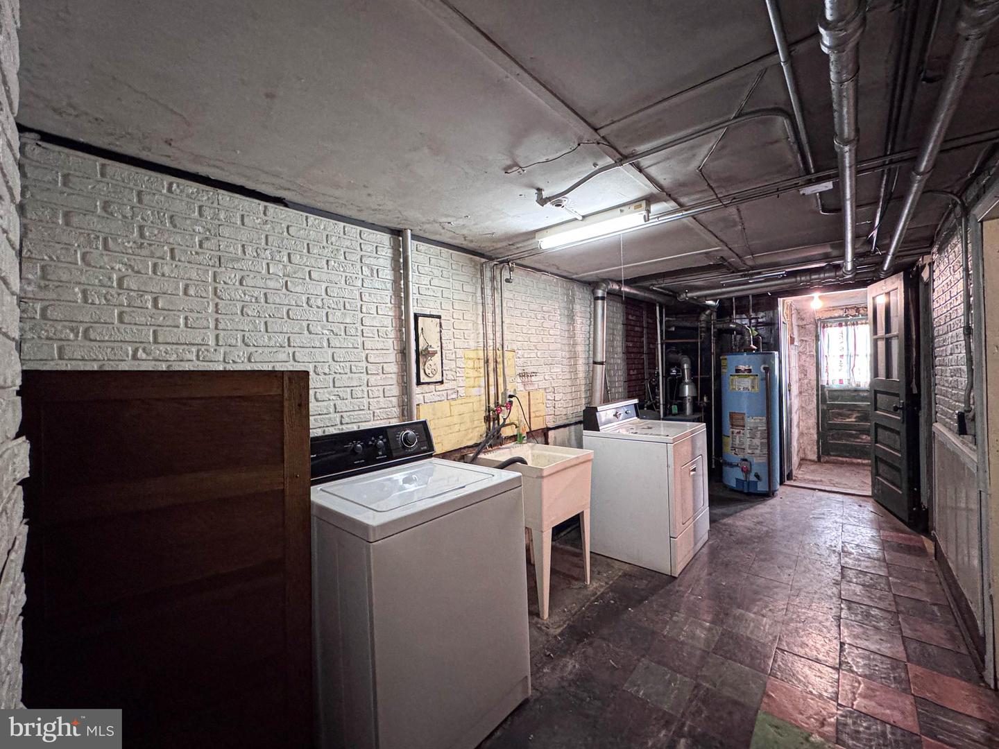 537 25TH PL NE, WASHINGTON, District Of Columbia 20002, 3 Bedrooms Bedrooms, ,1 BathroomBathrooms,Residential,For sale,537 25TH PL NE,DCDC2244052 MLS # DCDC2244052