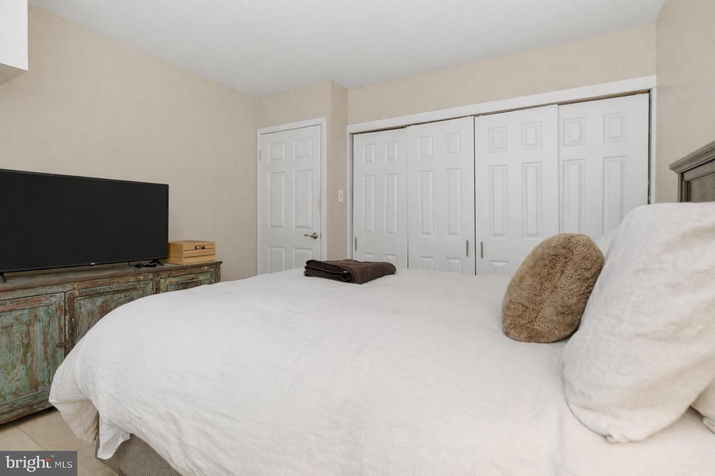 1245 13TH ST NW #412, WASHINGTON, District Of Columbia 20005, 1 Bedroom Bedrooms, ,1 BathroomBathrooms,Residential,For sale,1245 13TH ST NW #412,DCDC2244054 MLS # DCDC2244054 1245 13TH ST NW #412, WASHINGTON, District Of Columbia 20005, 1 Bedroom Bedrooms, ,1 BathroomBathrooms,Residential,For sale,1245 13TH ST NW #412,DCDC2244054 MLS # DCDC2244054