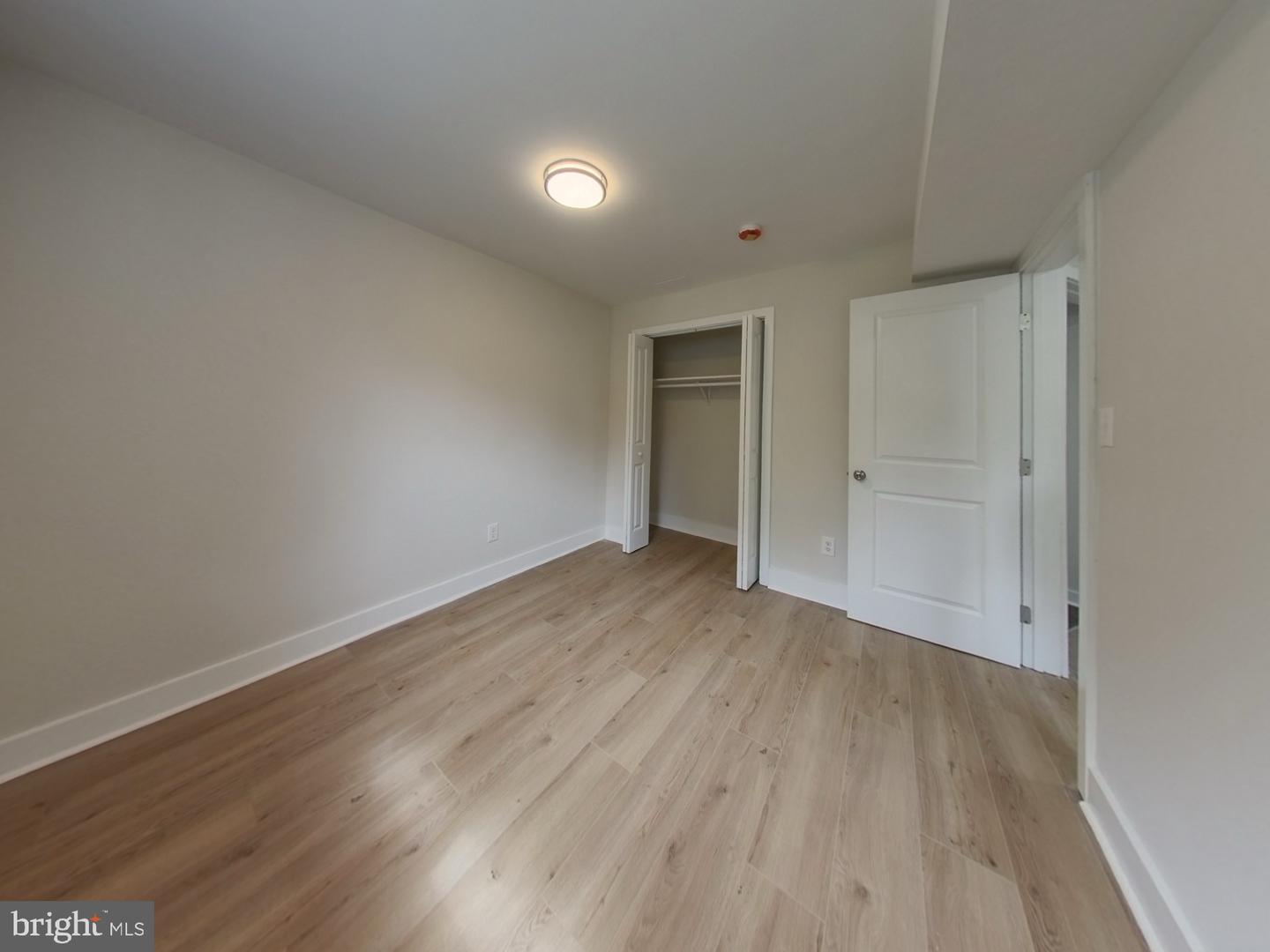 7803 FORDSON RD, ALEXANDRIA, Virginia 22306, 4 Bedrooms Bedrooms, ,2 BathroomsBathrooms,Residential,For sale,7803 FORDSON RD,VAFX2288384 MLS # VAFX2288384