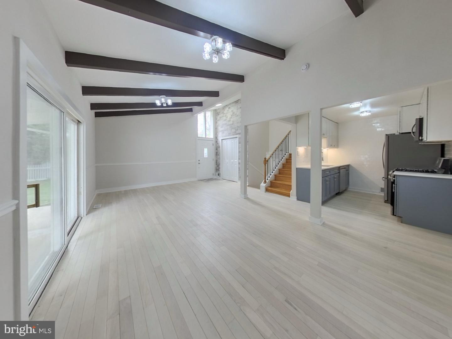 7803 FORDSON RD, ALEXANDRIA, Virginia 22306, 4 Bedrooms Bedrooms, ,2 BathroomsBathrooms,Residential,For sale,7803 FORDSON RD,VAFX2288384 MLS # VAFX2288384