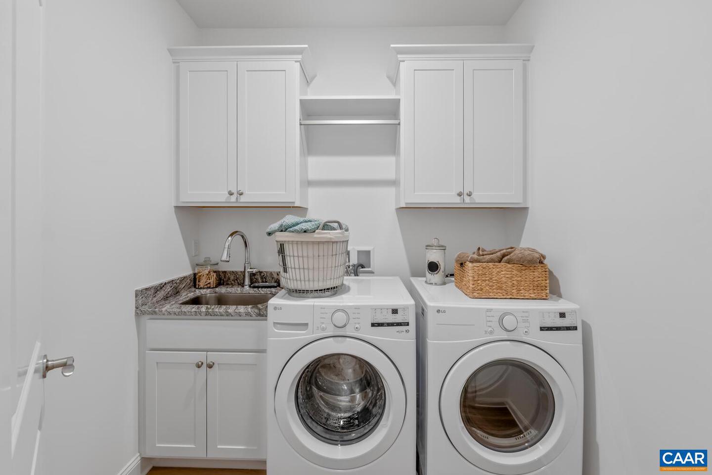 19 FOWLER ST #A1, CHARLOTTESVILLE, Virginia 22901, 3 Bedrooms Bedrooms, ,2 BathroomsBathrooms,Residential,For sale,19 FOWLER ST #A1,672930 MLS # 672930 19 FOWLER ST #A1, CHARLOTTESVILLE, Virginia 22901, 3 Bedrooms Bedrooms, ,2 BathroomsBathrooms,Residential,For sale,19 FOWLER ST #A1,672930 MLS # 672930