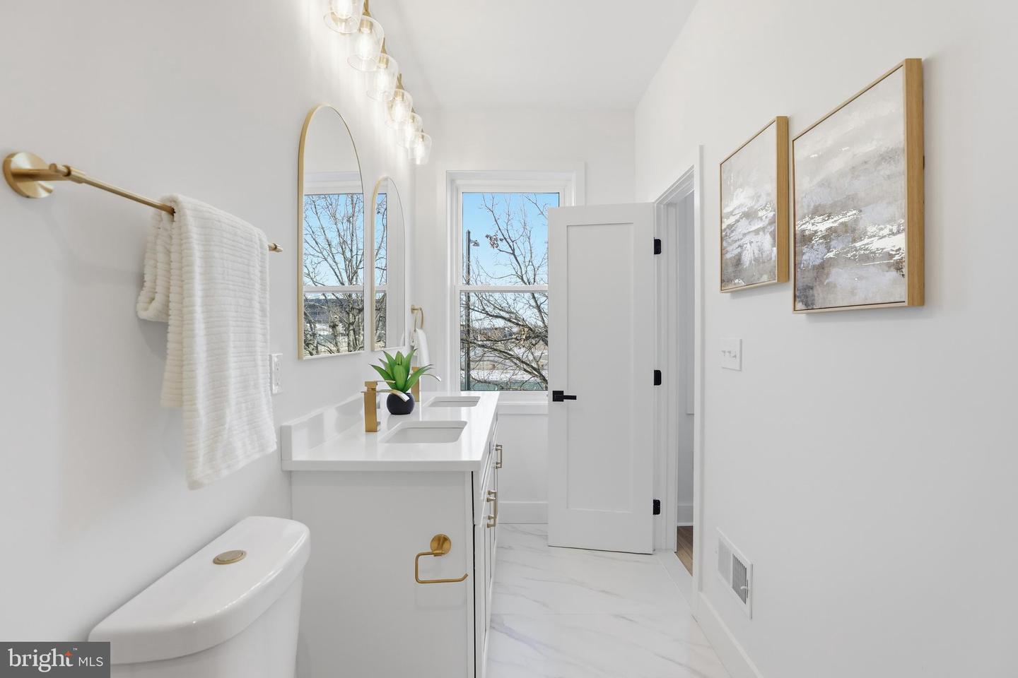 2815 NORTH CAPITOL ST NE, WASHINGTON, District Of Columbia 20002, 5 Bedrooms Bedrooms, ,3 BathroomsBathrooms,Residential,For sale,2815 NORTH CAPITOL ST NE,DCDC2244080 MLS # DCDC2244080 2815 NORTH CAPITOL ST NE, WASHINGTON, District Of Columbia 20002, 5 Bedrooms Bedrooms, ,3 BathroomsBathrooms,Residential,For sale,2815 NORTH CAPITOL ST NE,DCDC2244080 MLS # DCDC2244080