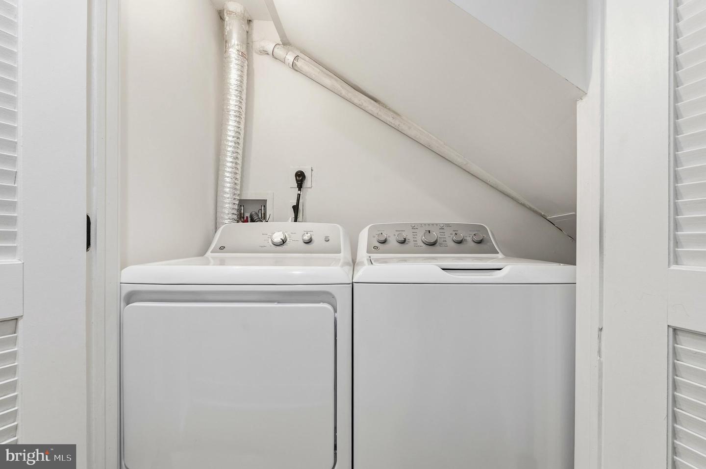 2815 NORTH CAPITOL ST NE, WASHINGTON, District Of Columbia 20002, 5 Bedrooms Bedrooms, ,3 BathroomsBathrooms,Residential,For sale,2815 NORTH CAPITOL ST NE,DCDC2244080 MLS # DCDC2244080 2815 NORTH CAPITOL ST NE, WASHINGTON, District Of Columbia 20002, 5 Bedrooms Bedrooms, ,3 BathroomsBathrooms,Residential,For sale,2815 NORTH CAPITOL ST NE,DCDC2244080 MLS # DCDC2244080