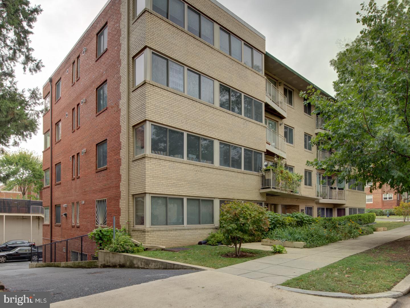 6425 14TH ST NW #B2, WASHINGTON, District Of Columbia 20012, 1 Bedroom Bedrooms, ,1 BathroomBathrooms,Residential,For sale,6425 14TH ST NW #B2,DCDC2244104 MLS # DCDC2244104