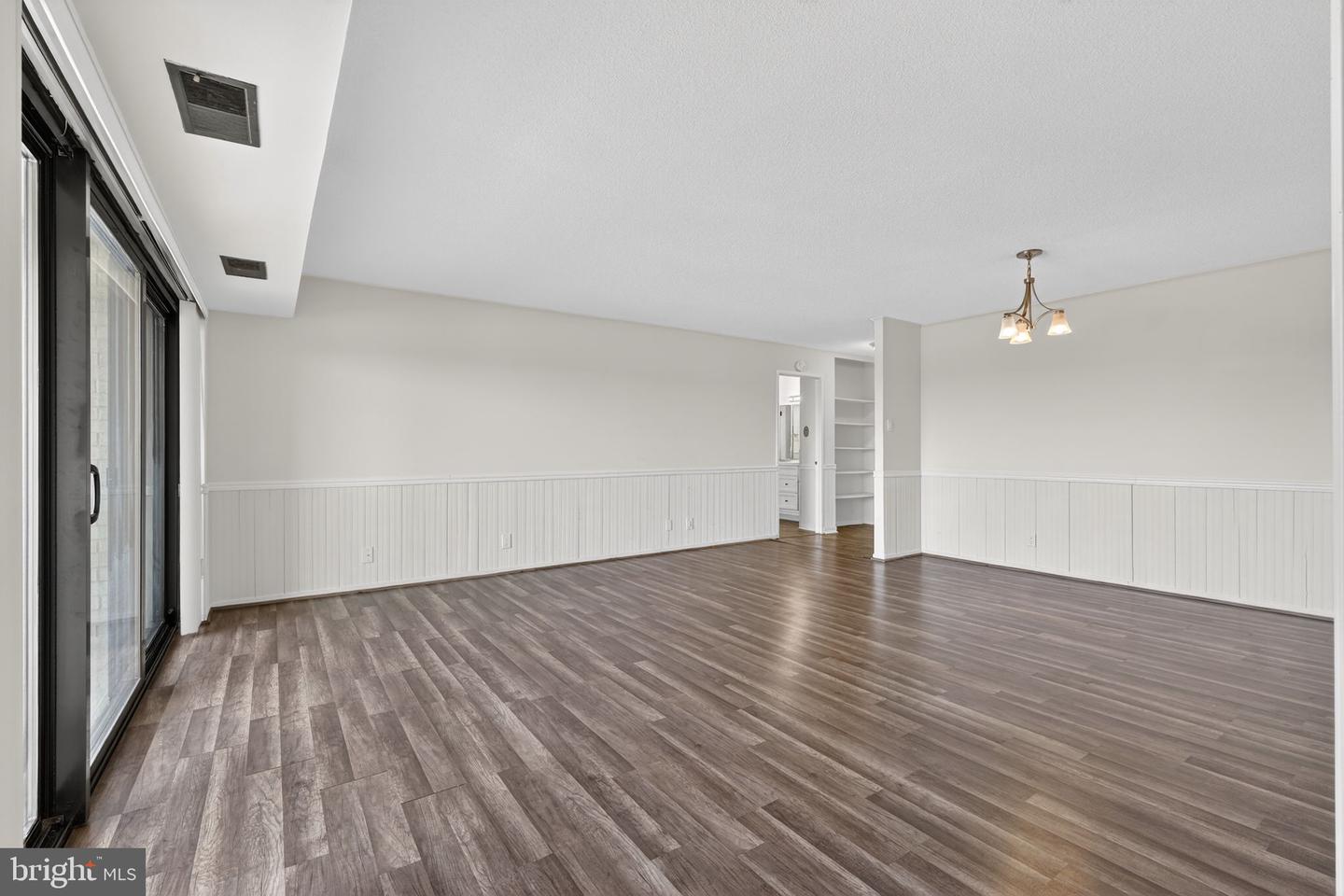 307 YOAKUM PKWY #920, ALEXANDRIA, Virginia 22304, 2 Bedrooms Bedrooms, ,1 BathroomBathrooms,Residential,For sale,307 YOAKUM PKWY #920,VAAX2053676 MLS # VAAX2053676