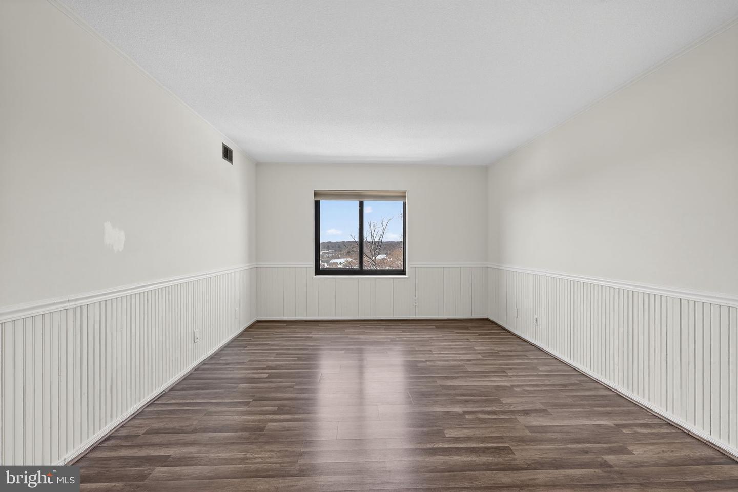 307 YOAKUM PKWY #920, ALEXANDRIA, Virginia 22304, 2 Bedrooms Bedrooms, ,1 BathroomBathrooms,Residential,For sale,307 YOAKUM PKWY #920,VAAX2053676 MLS # VAAX2053676