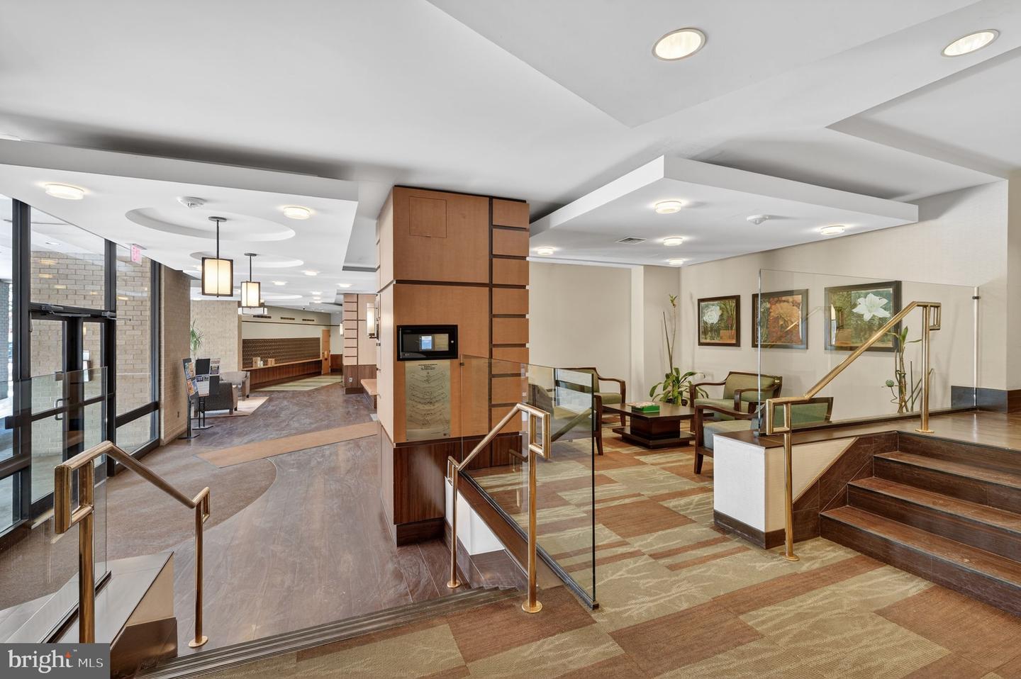 307 YOAKUM PKWY #920, ALEXANDRIA, Virginia 22304, 2 Bedrooms Bedrooms, ,1 BathroomBathrooms,Residential,For sale,307 YOAKUM PKWY #920,VAAX2053676 MLS # VAAX2053676