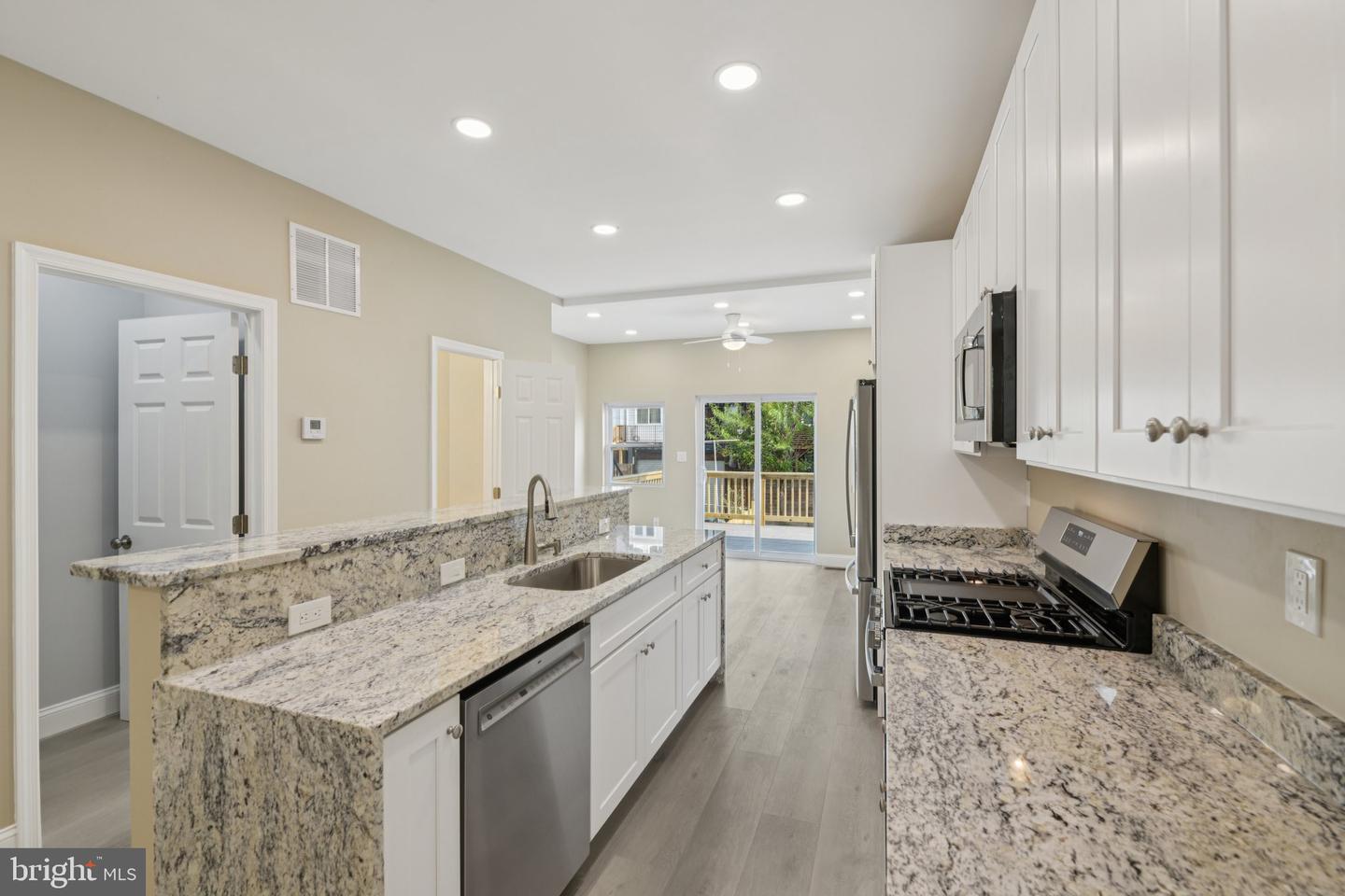 729 MADISON ST NW, WASHINGTON, District Of Columbia 20011, 4 Bedrooms Bedrooms, ,3 BathroomsBathrooms,Residential,For sale,729 MADISON ST NW,DCDC2244122 MLS # DCDC2244122