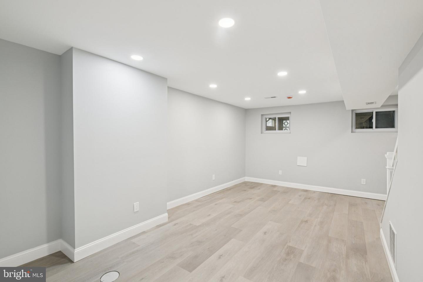 729 MADISON ST NW, WASHINGTON, District Of Columbia 20011, 4 Bedrooms Bedrooms, ,3 BathroomsBathrooms,Residential,For sale,729 MADISON ST NW,DCDC2244122 MLS # DCDC2244122