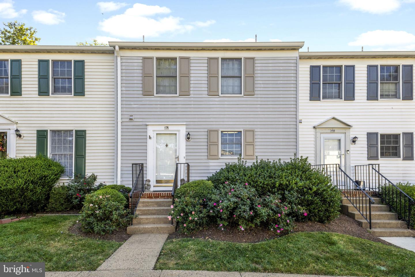 174 FAIRFIELD DR, WARRENTON, Virginia 20186, 3 Bedrooms Bedrooms, ,2 BathroomsBathrooms,Residential,For sale,174 FAIRFIELD DR,VAFQ2020362 MLS # VAFQ2020362 174 FAIRFIELD DR, WARRENTON, Virginia 20186, 3 Bedrooms Bedrooms, ,2 BathroomsBathrooms,Residential,For sale,174 FAIRFIELD DR,VAFQ2020362 MLS # VAFQ2020362
