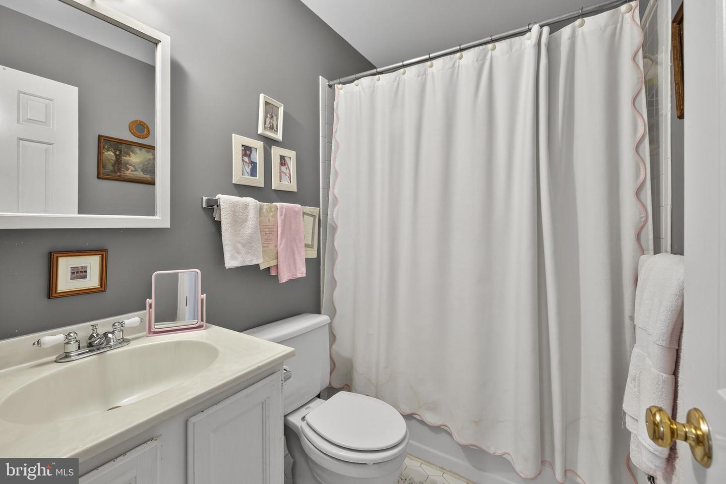 174 FAIRFIELD DR, WARRENTON, Virginia 20186, 3 Bedrooms Bedrooms, ,2 BathroomsBathrooms,Residential,For sale,174 FAIRFIELD DR,VAFQ2020362 MLS # VAFQ2020362 174 FAIRFIELD DR, WARRENTON, Virginia 20186, 3 Bedrooms Bedrooms, ,2 BathroomsBathrooms,Residential,For sale,174 FAIRFIELD DR,VAFQ2020362 MLS # VAFQ2020362