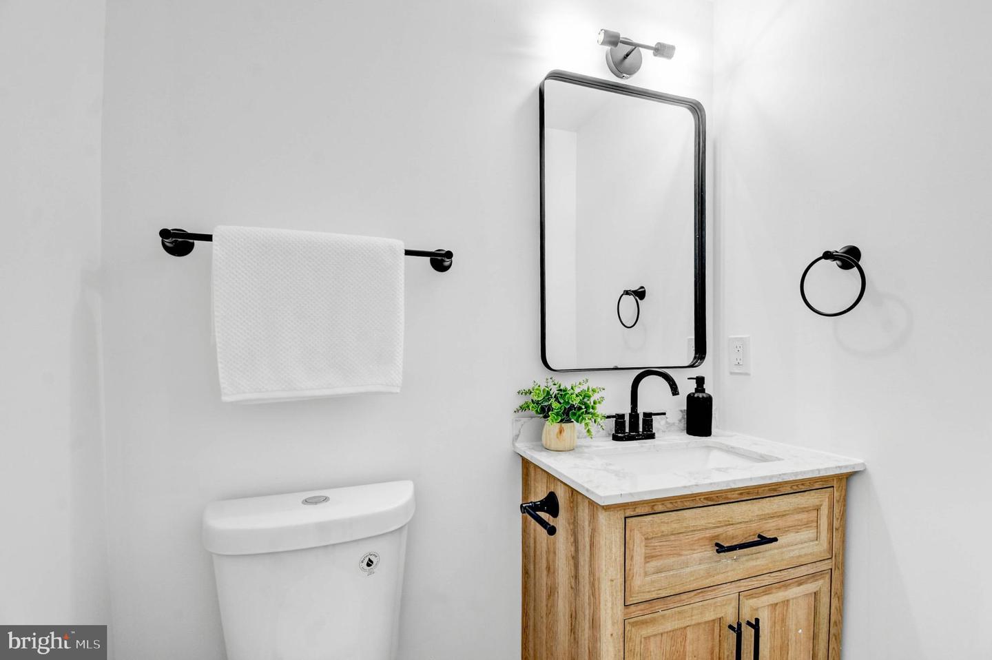 517 FLORIDA AVE NE, WASHINGTON, District Of Columbia 20002, 4 Bedrooms Bedrooms, ,3 BathroomsBathrooms,Residential,For sale,517 FLORIDA AVE NE,DCDC2244140 MLS # DCDC2244140 517 FLORIDA AVE NE, WASHINGTON, District Of Columbia 20002, 4 Bedrooms Bedrooms, ,3 BathroomsBathrooms,Residential,For sale,517 FLORIDA AVE NE,DCDC2244140 MLS # DCDC2244140