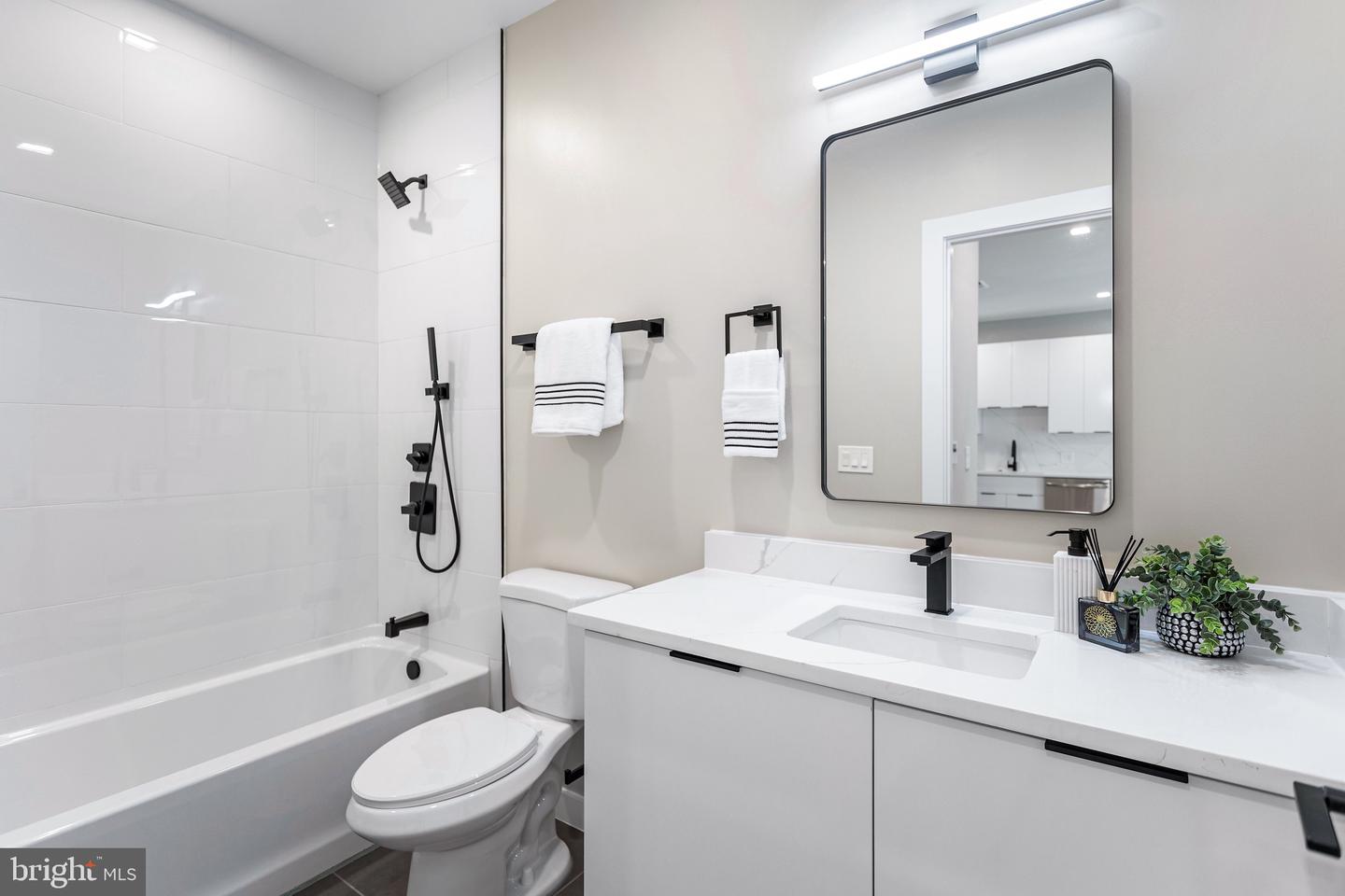 1358 FLORIDA AVE NE #107, WASHINGTON, District Of Columbia 20002, 1 Bedroom Bedrooms, ,1 BathroomBathrooms,Residential,For sale,1358 FLORIDA AVE NE #107,DCDC2244142 MLS # DCDC2244142