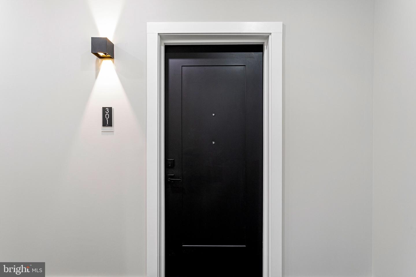 1358 FLORIDA AVE NE #301, WASHINGTON, District Of Columbia 20002, 1 Bedroom Bedrooms, ,1 BathroomBathrooms,Residential,For sale,1358 FLORIDA AVE NE #301,DCDC2244144 MLS # DCDC2244144