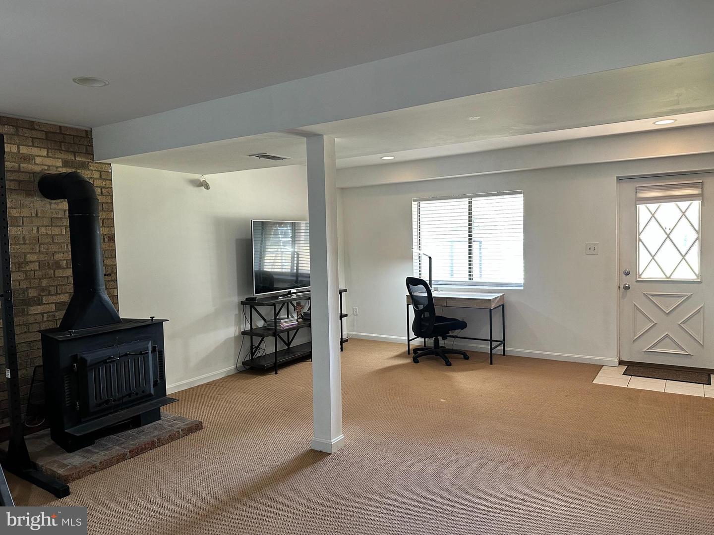 7601 RUDYARD ST, FALLS CHURCH, Virginia 22043, 4 Bedrooms Bedrooms, 11 Rooms Rooms,2 BathroomsBathrooms,Residential,For sale,7601 RUDYARD ST,VAFX2280124 MLS # VAFX2280124