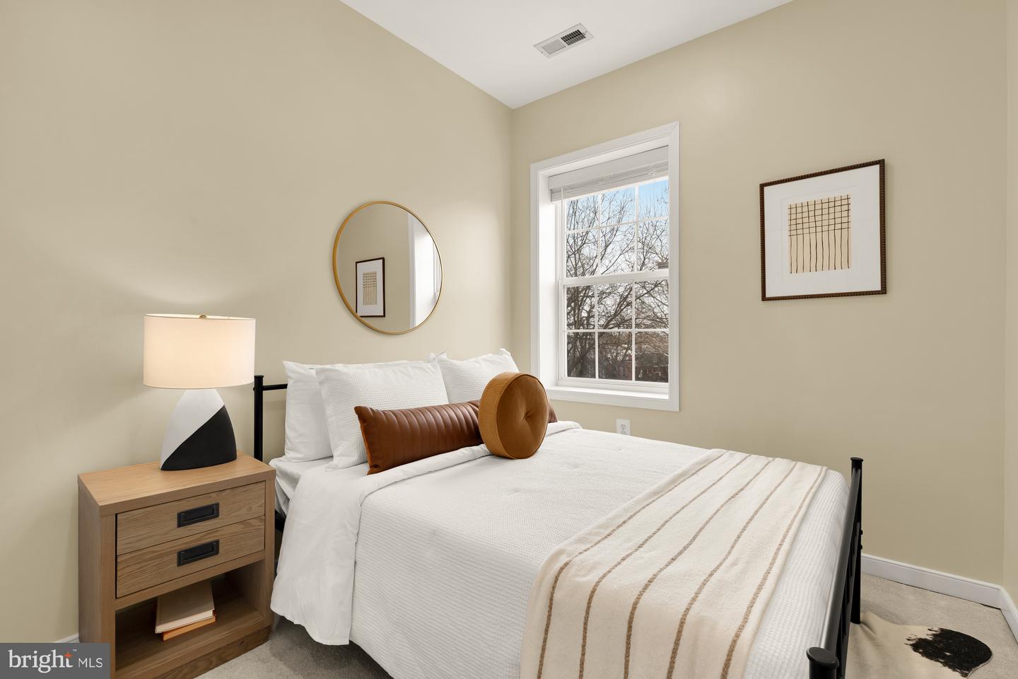 1923 1ST ST NE, WASHINGTON, District Of Columbia 20002, 4 Bedrooms Bedrooms, ,3 BathroomsBathrooms,Residential,For sale,1923 1ST ST NE,DCDC2233868 MLS # DCDC2233868