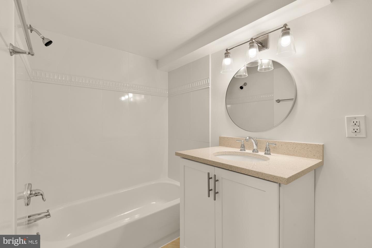 1923 1ST ST NE, WASHINGTON, District Of Columbia 20002, 4 Bedrooms Bedrooms, ,3 BathroomsBathrooms,Residential,For sale,1923 1ST ST NE,DCDC2233868 MLS # DCDC2233868