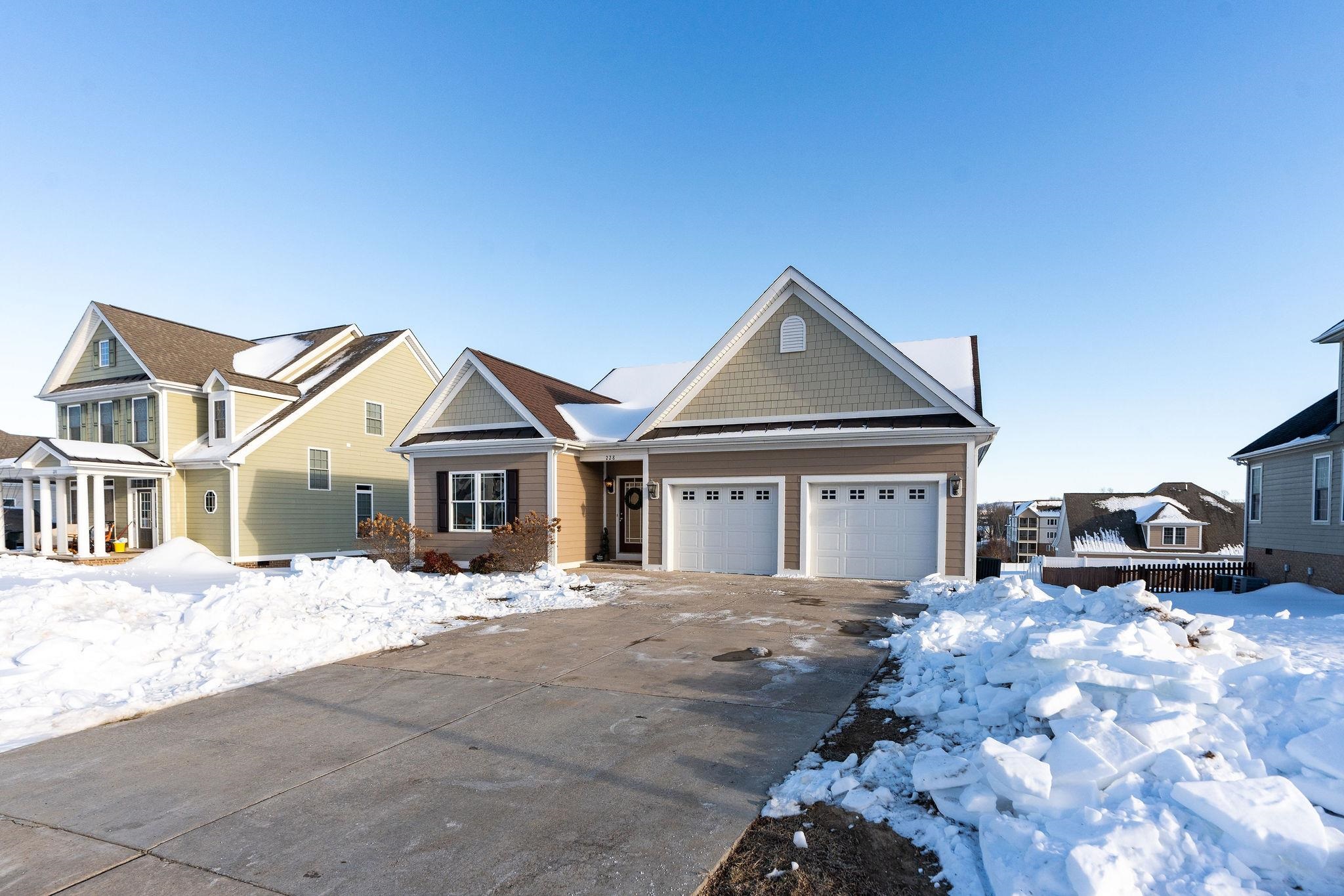 228 WINDSOR DR, FISHERSVILLE, Virginia 22939, 3 Bedrooms Bedrooms, ,2 BathroomsBathrooms,Residential,228 WINDSOR DR,672939 MLS # 672939