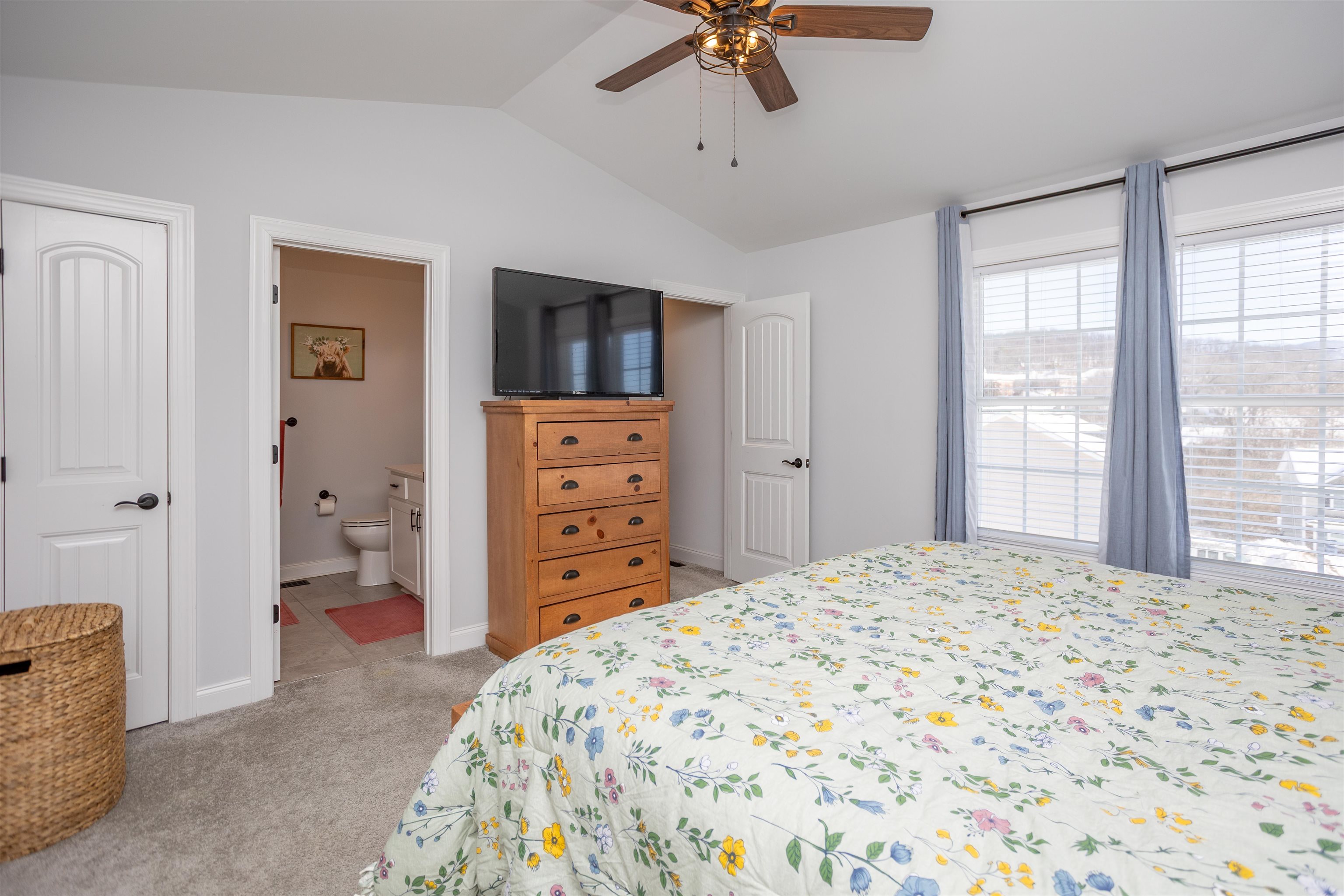 1091 BLUEMOON DR, ROCKINGHAM, Virginia 22801, 3 Bedrooms Bedrooms, ,2 BathroomsBathrooms,Residential,1091 BLUEMOON DR,672947 MLS # 672947