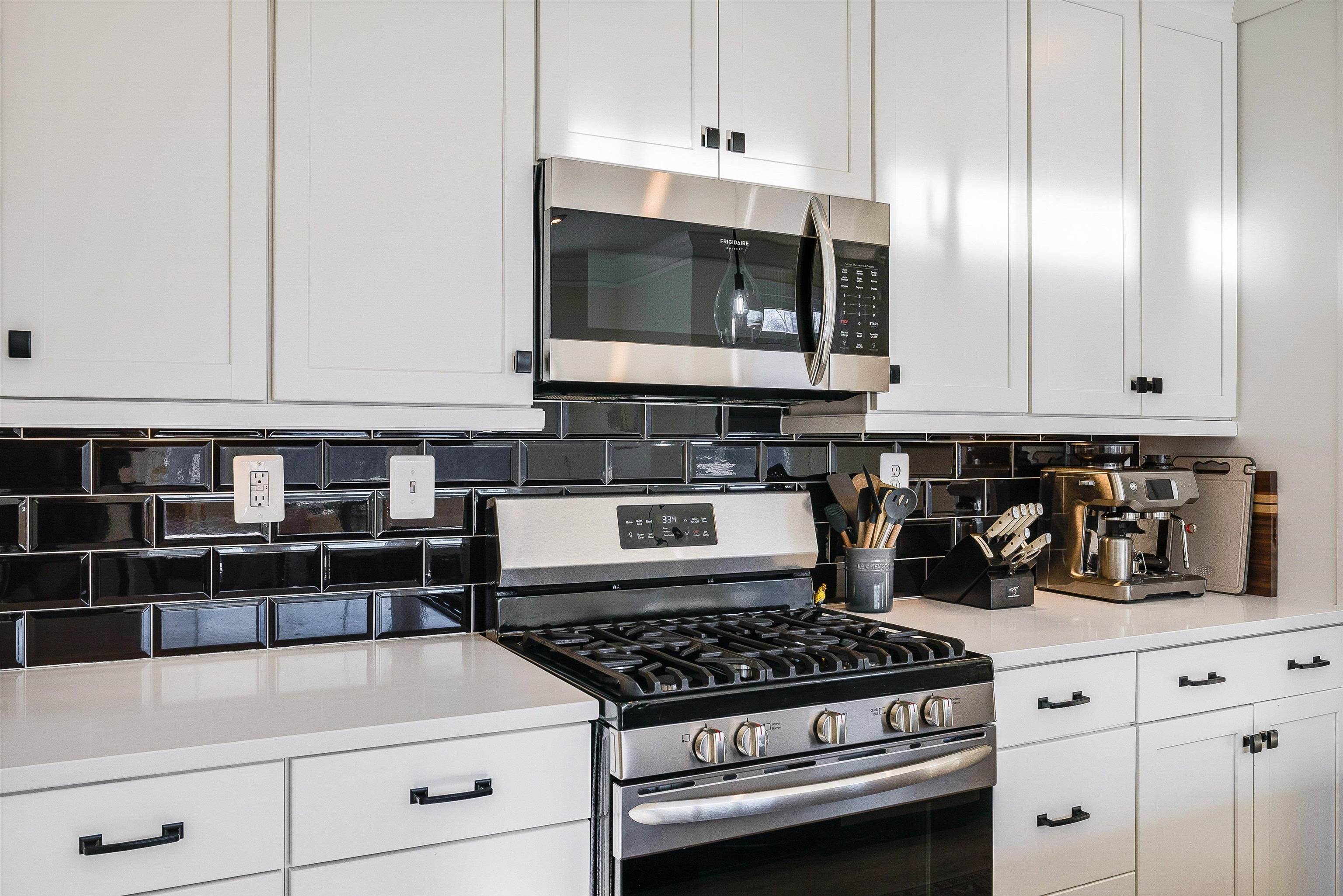 779 ARBOLEDA DR, CROZET, Virginia 22932, 4 Bedrooms Bedrooms, ,3 BathroomsBathrooms,Residential,779 ARBOLEDA DR,672950 MLS # 672950 779 ARBOLEDA DR, CROZET, Virginia 22932, 4 Bedrooms Bedrooms, ,3 BathroomsBathrooms,Residential,779 ARBOLEDA DR,672950 MLS # 672950