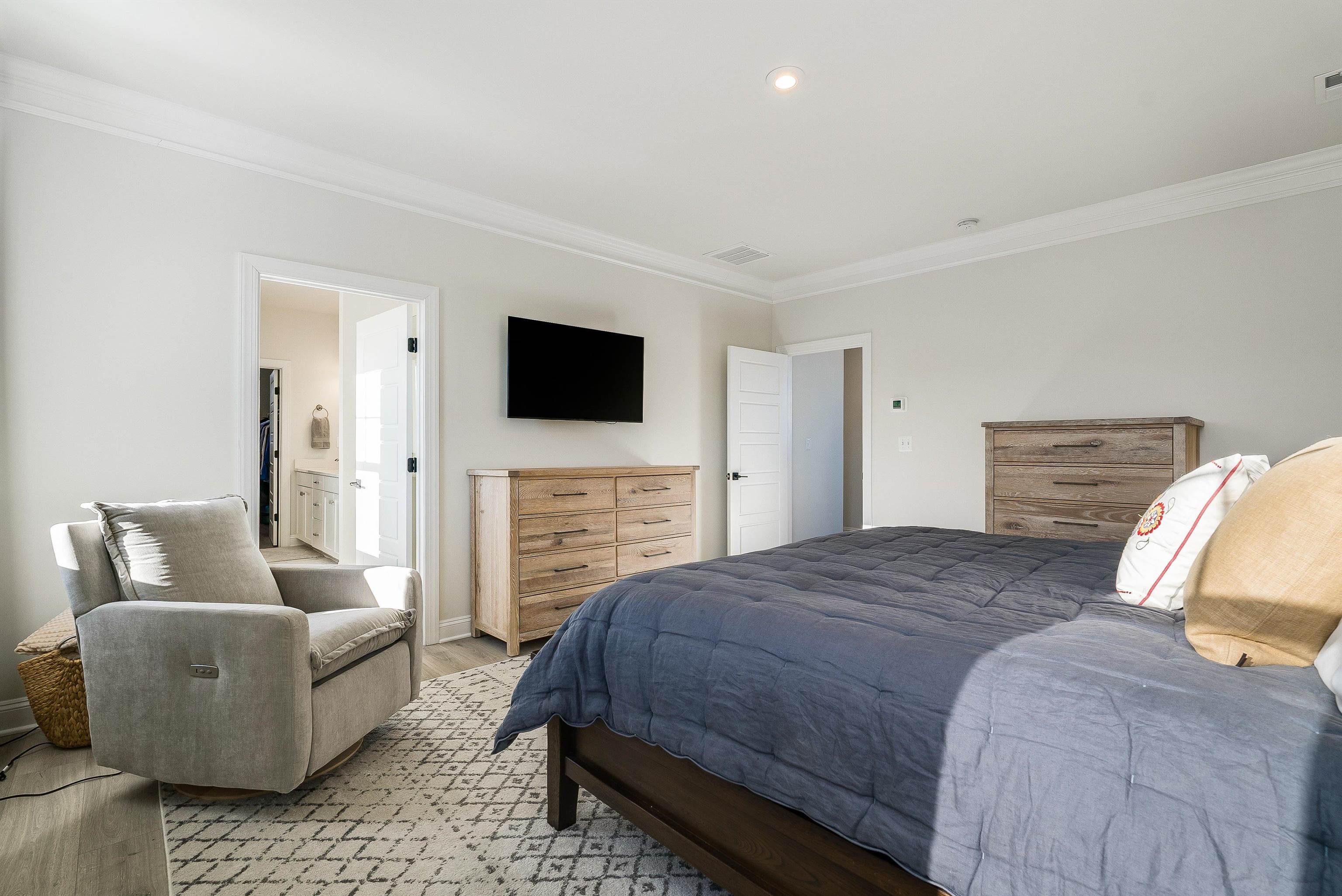 779 ARBOLEDA DR, CROZET, Virginia 22932, 4 Bedrooms Bedrooms, ,3 BathroomsBathrooms,Residential,779 ARBOLEDA DR,672950 MLS # 672950 779 ARBOLEDA DR, CROZET, Virginia 22932, 4 Bedrooms Bedrooms, ,3 BathroomsBathrooms,Residential,779 ARBOLEDA DR,672950 MLS # 672950