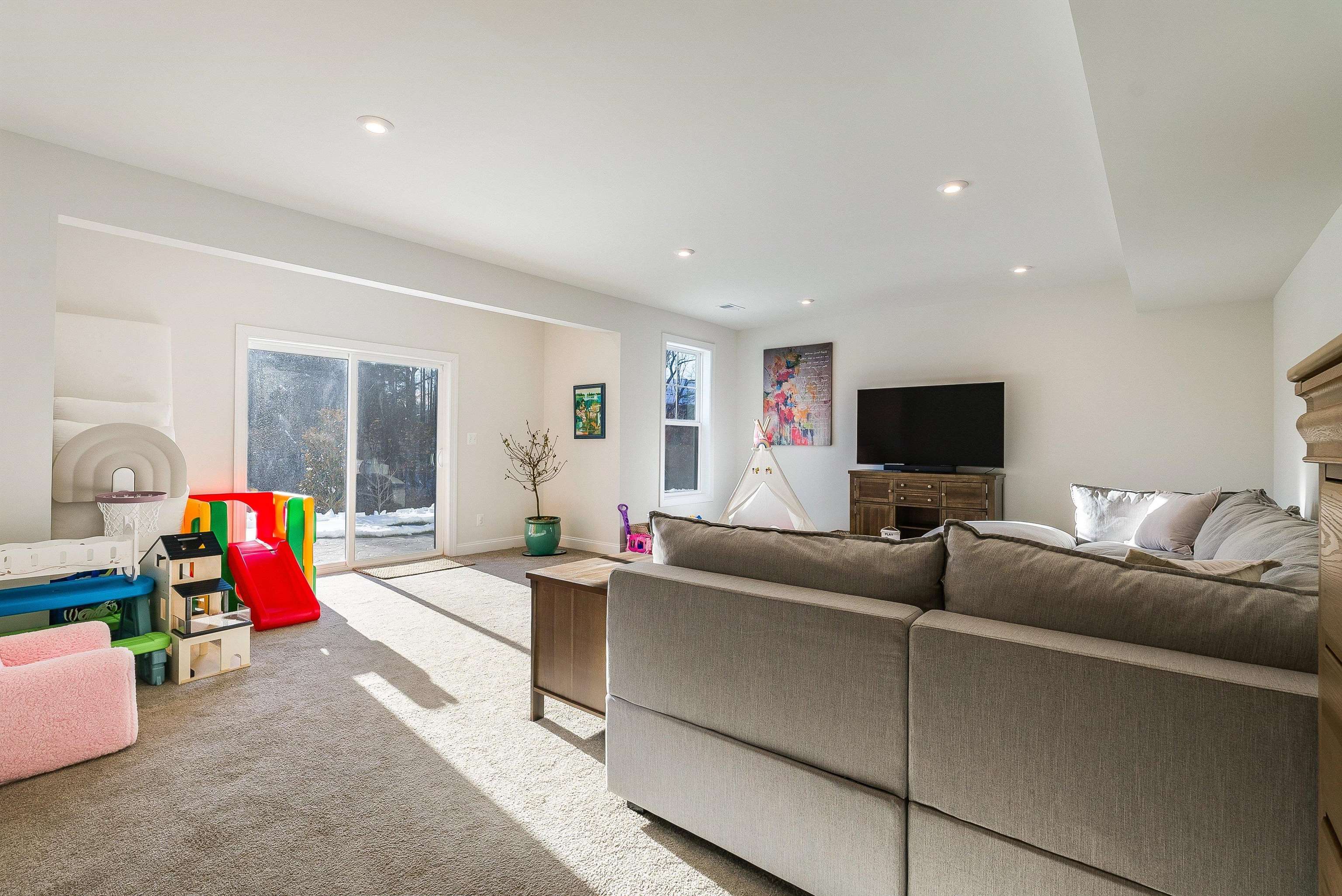 779 ARBOLEDA DR, CROZET, Virginia 22932, 4 Bedrooms Bedrooms, ,3 BathroomsBathrooms,Residential,779 ARBOLEDA DR,672950 MLS # 672950 779 ARBOLEDA DR, CROZET, Virginia 22932, 4 Bedrooms Bedrooms, ,3 BathroomsBathrooms,Residential,779 ARBOLEDA DR,672950 MLS # 672950