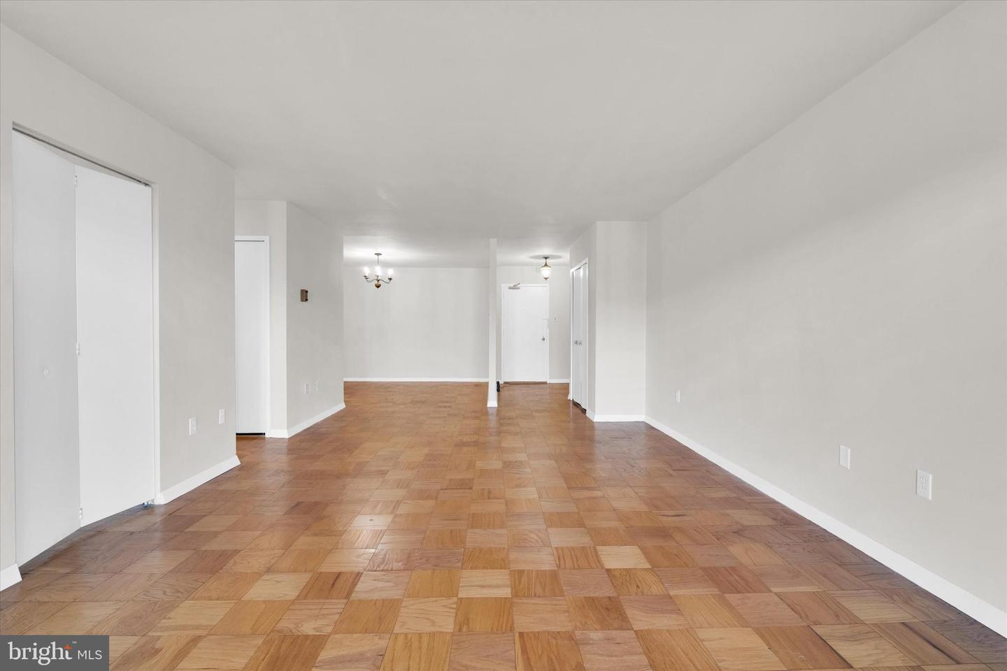 3001 VEAZEY TERR NW #1008, WASHINGTON, District Of Columbia 20008, 2 Bedrooms Bedrooms, ,2 BathroomsBathrooms,Residential,For sale,3001 VEAZEY TERR NW #1008,DCDC2229336 MLS # DCDC2229336