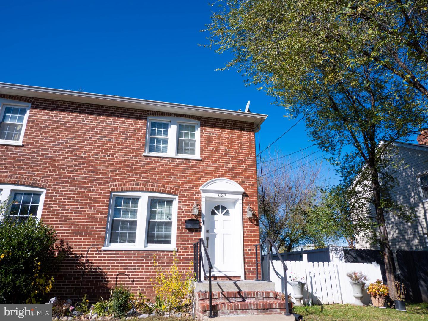 627 WATSON AVE, WINCHESTER, Virginia 22601, 3 Bedrooms Bedrooms, ,1 BathroomBathrooms,Residential,For sale,627 WATSON AVE,VAWI2009434 MLS # VAWI2009434