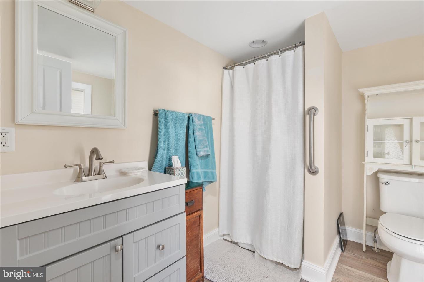 445 ASH ST, STRASBURG, Virginia 22657, 3 Bedrooms Bedrooms, ,2 BathroomsBathrooms,Residential,For sale,445 ASH ST,VASH2013274 MLS # VASH2013274