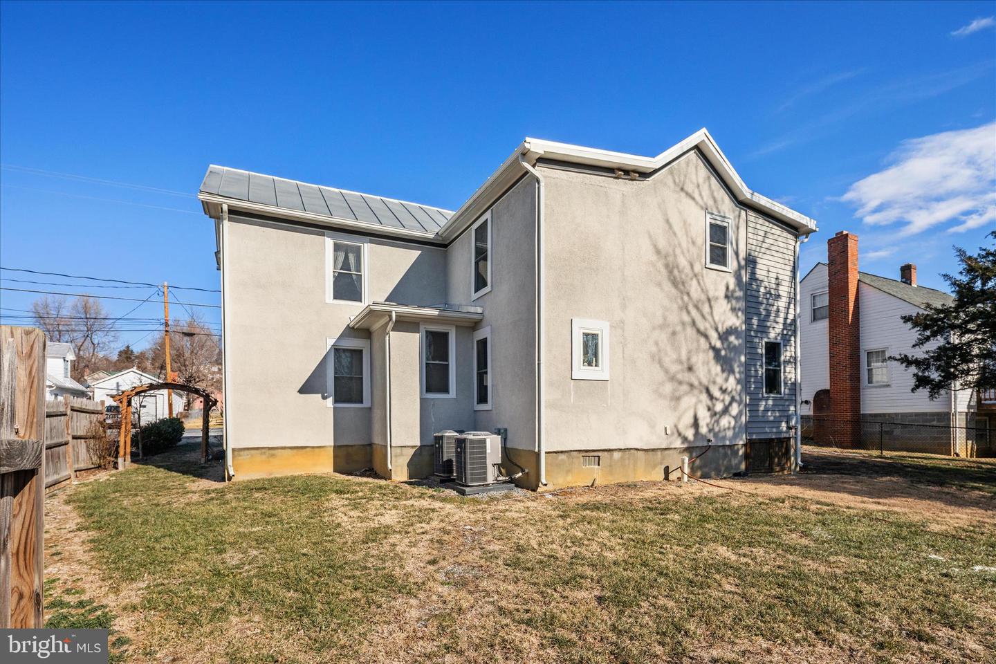 445 ASH ST, STRASBURG, Virginia 22657, 3 Bedrooms Bedrooms, ,2 BathroomsBathrooms,Residential,For sale,445 ASH ST,VASH2013274 MLS # VASH2013274