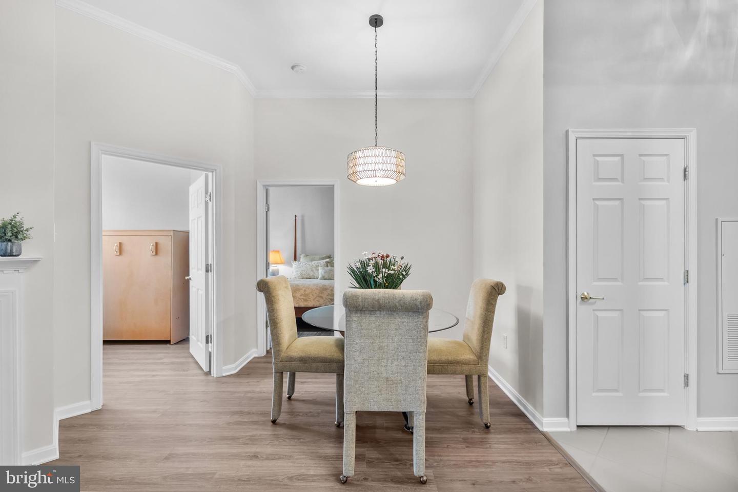 4951 BRENMAN PARK DR #115, ALEXANDRIA, Virginia 22304, 1 Bedroom Bedrooms, ,1 BathroomBathrooms,Residential,For sale,4951 BRENMAN PARK DR #115,VAAX2053004 MLS # VAAX2053004