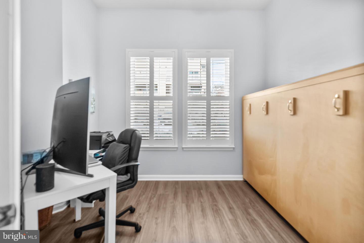 4951 BRENMAN PARK DR #115, ALEXANDRIA, Virginia 22304, 1 Bedroom Bedrooms, ,1 BathroomBathrooms,Residential,For sale,4951 BRENMAN PARK DR #115,VAAX2053004 MLS # VAAX2053004