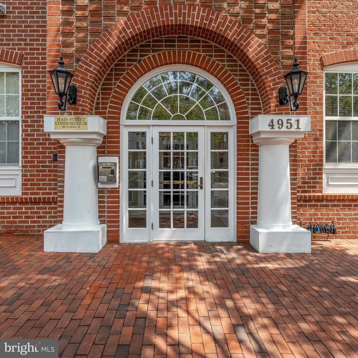 4951 BRENMAN PARK DR #115, ALEXANDRIA, Virginia 22304, 1 Bedroom Bedrooms, ,1 BathroomBathrooms,Residential,For sale,4951 BRENMAN PARK DR #115,VAAX2053004 MLS # VAAX2053004