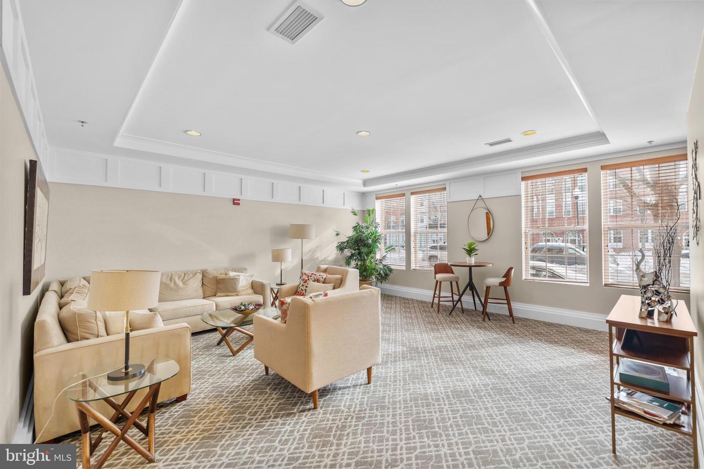 4951 BRENMAN PARK DR #115, ALEXANDRIA, Virginia 22304, 1 Bedroom Bedrooms, ,1 BathroomBathrooms,Residential,For sale,4951 BRENMAN PARK DR #115,VAAX2053004 MLS # VAAX2053004