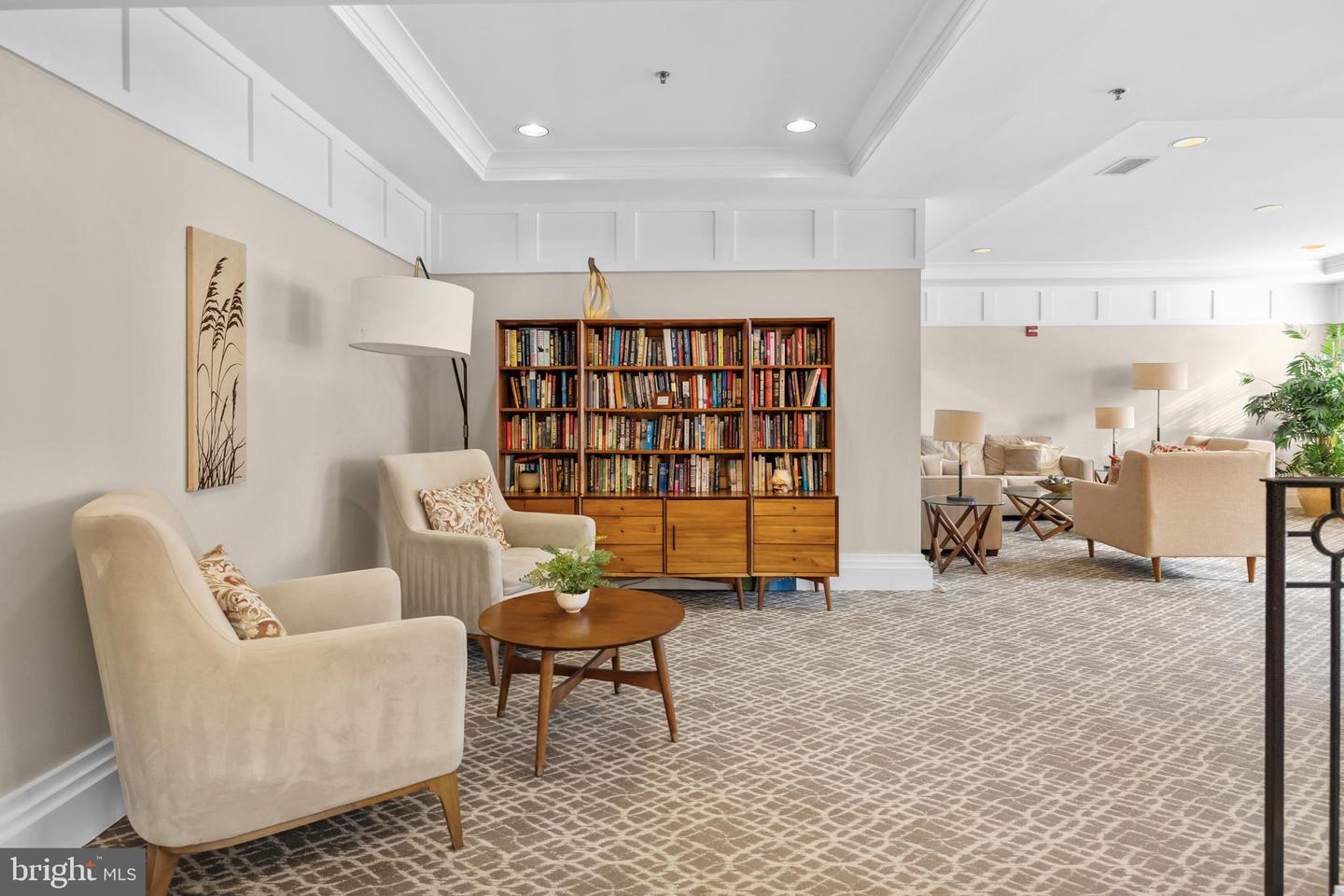 4951 BRENMAN PARK DR #115, ALEXANDRIA, Virginia 22304, 1 Bedroom Bedrooms, ,1 BathroomBathrooms,Residential,For sale,4951 BRENMAN PARK DR #115,VAAX2053004 MLS # VAAX2053004