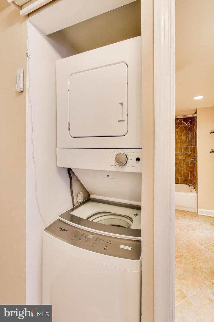 1245 13TH ST NW #208, WASHINGTON, District Of Columbia 20005, 1 Bedroom Bedrooms, 2 Rooms Rooms,1 BathroomBathrooms,Residential,For sale,1245 13TH ST NW #208,DCDC2240984 MLS # DCDC2240984